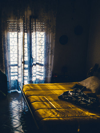 Identifying & Removing Negative Energy in Bedroom: Vastu Tips for Positive Vibes